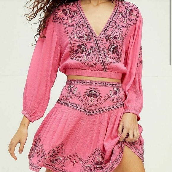 NWOT FREE PEOPLE Nico Embroidered Set Cropped Top and Skirt - Picture 6 of 7